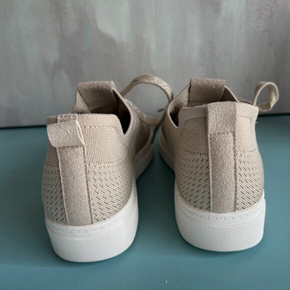 NWT White Mountain Uncut Slip On Sneakers Taupe Fabric Mid Top Size 7.5 Comfort - Picture 8 of 13